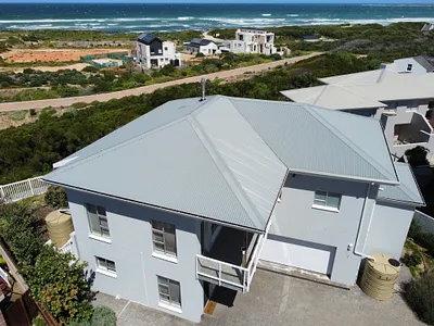 3 Bedroom House For Sale in Stilbaai East, Stilbaai - q3YW.webp