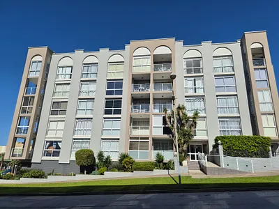 1 Bedroom Apartment For Sale in Port Elizabeth - img