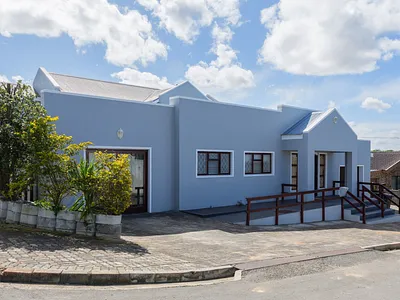 5 Bedroom House For Sale in Bredasdorp - cRej.webp