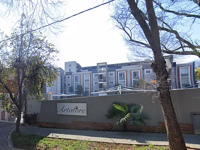 2 Bedroom Apartment To Rent in Sandton - img