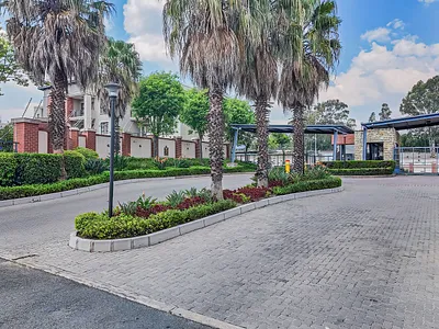 2 Bedroom Apartment For Sale in Sandton - img