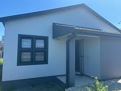 3 Bedroom House To Rent in East London - b3T3.webp