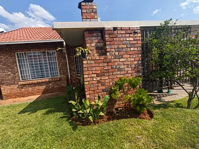 3 Bedroom Townhouse For Sale in Pretoria - U43Y.webp