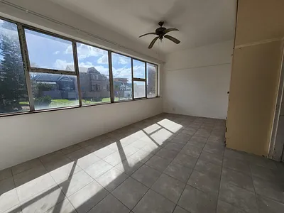 1 Bedroom Apartment To Rent in East London - HYoY.webp