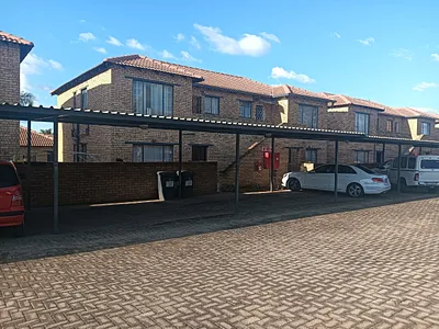 2 Bedroom Apartment For Sale in Centurion - iGEg.webp