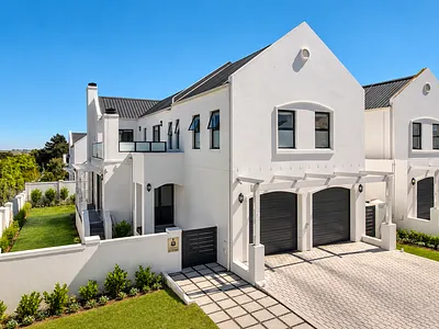 4 Bedroom Townhouse For Sale in D’Stellen Estate, Somerset West - img