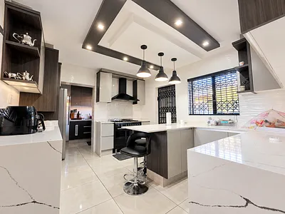 3 Bedroom House For Sale in Isipingo - OIij.webp