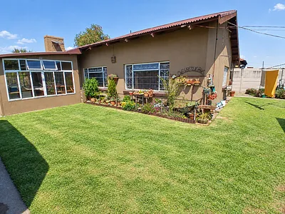 3 Bedroom House For Sale in Vereeniging - vhoz.webp