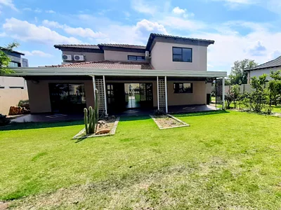 3 Bedroom House For Sale in Hartbeespoort - VMzX.webp