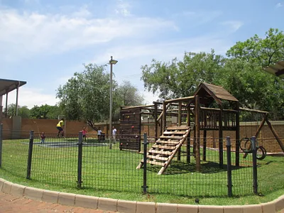 2 Bedroom Apartment For Sale in Pretoria - YJ25.webp