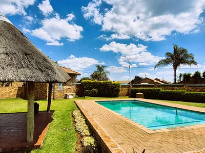2 Bedroom Apartment For Sale in Centurion - 8ZFh.webp