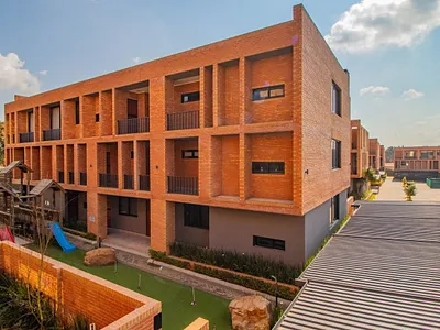 2 Bedroom Apartment For Sale in Benoni - 9fBc.webp
