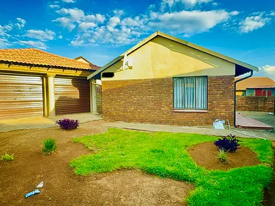 2 Bedroom House For Sale in Brakpan - img