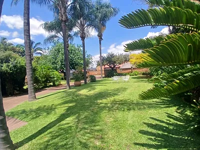 7 Bedroom House For Sale in Akasia - IkMt.webp