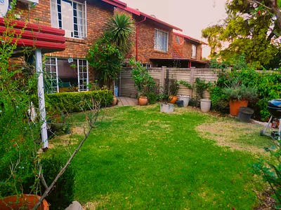3 Bedroom Townhouse For Sale in Pretoria - DVTi.webp