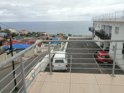 3 Bedroom Apartment To Rent in Durban - img