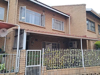 3 Bedroom Apartment For Sale in Rustenburg - 8bjA.webp
