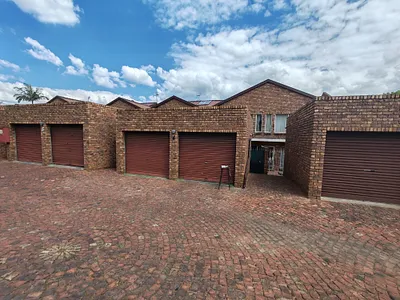 3 Bedroom Apartment For Sale in Pretoria - ubx7.webp