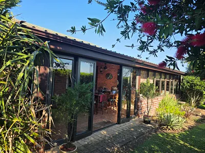 2 Bedroom Townhouse For Sale in Howick - RBQO.webp