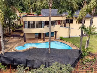 5 Bedroom House To Rent in Amanzimtoti - 7OnU.webp