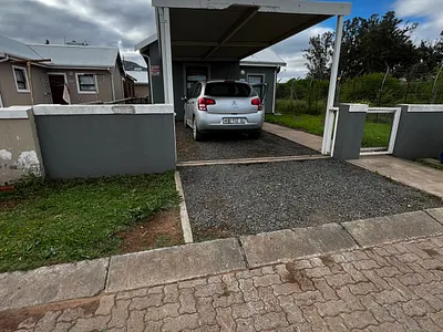 2 Bedroom House For Sale in Queenstown - img