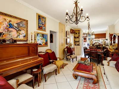 2 Bedroom Townhouse For Sale in Gordons Bay - O7Cj.webp