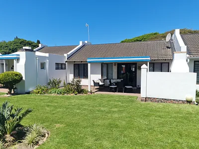2 Bedroom Townhouse For Sale in Jeffreys Bay - 53ga.webp
