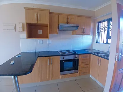 2 Bedroom Townhouse To Rent in Richards Bay - bg9B.webp