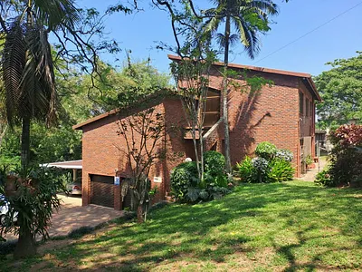 3 Bedroom House For Sale in Amanzimtoti - FfA6.webp