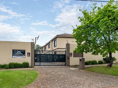 2 Bedroom Apartment For Sale in Johannesburg - img