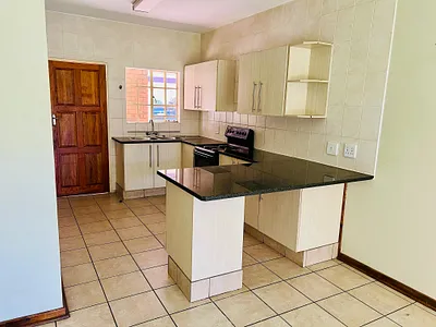 2 Bedroom Apartment To Rent in Witbank - img