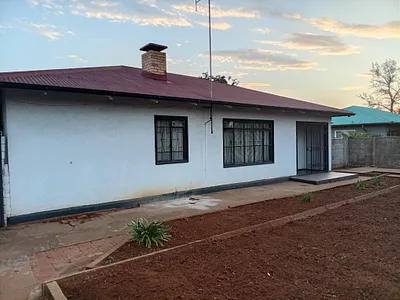 3 Bedroom House For Sale in Vanderbijlpark - 7xGn.webp