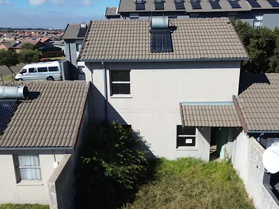 3 Bedroom Apartment For Sale in Nigel - yxGH.webp