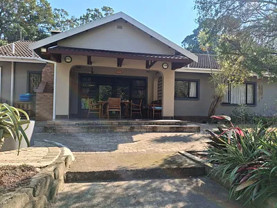 3 Bedroom House For Sale in Margate - img