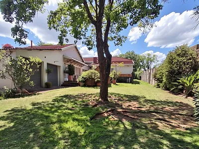 5 Bedroom House For Sale in Germiston - img