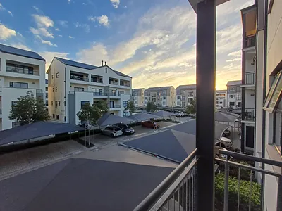 1 Bedroom Apartment To Rent in Somerset West - 3KwN.webp