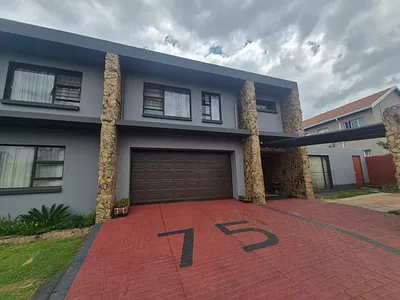 3 Bedroom House For Sale in Alberton - L8rz.webp