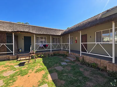 1 Bedroom Townhouse For Sale in Middelburg - img