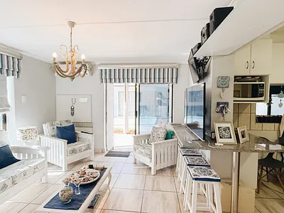 2 Bedroom Townhouse For Sale in Mossel Bay - img