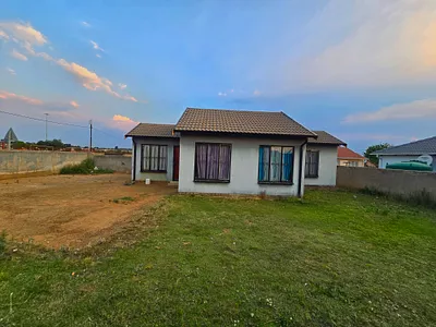 3 Bedroom House For Sale in Witbank - img