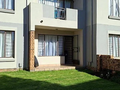 1 Bedroom Apartment For Sale in Kempton Park - img