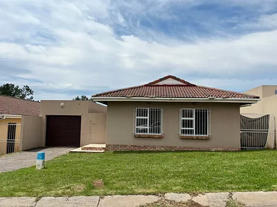 3 Bedroom House To Rent in Mthatha - pwy0.webp