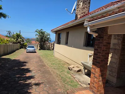 3 Bedroom House For Sale in Durban - WxmG.webp