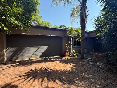 4 Bedroom House For Sale in Pretoria - RjSu.webp