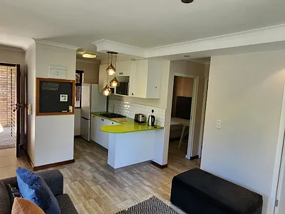 2 Bedroom Apartment To Rent in Stellenbosch - z6i7.webp