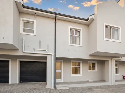 2 Bedroom Apartment For Sale in Struisbaai - img