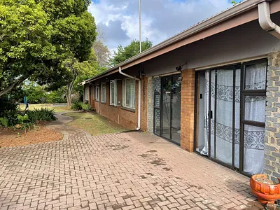 16 Bedroom House For Sale in Vanderbijlpark - kMOn.webp