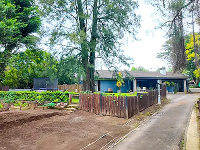 11 Bedroom House For Sale in Hilton - img