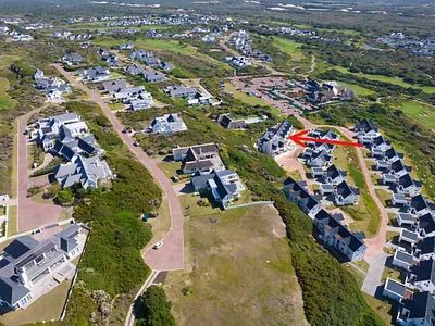 1 Bedroom Townhouse For Sale in St Francis Bay - img