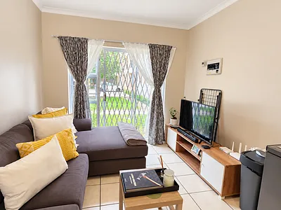 2 Bedroom Apartment To Rent in Kraaifontein - T7XL.webp